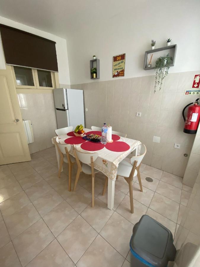 Pedro Surf Shelter Apartment Lisbon Exterior photo